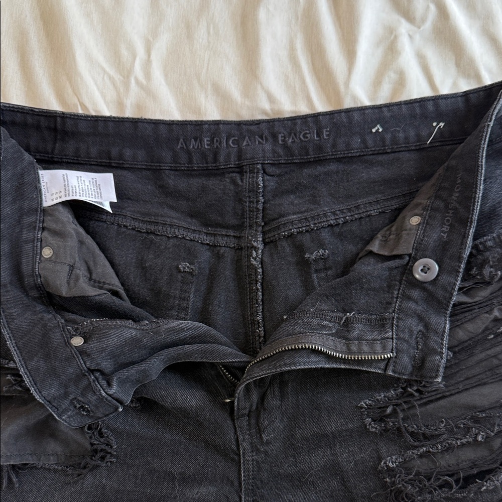 American Eagle Outfitters Black Distressed Jean Mom Shorts - Picture 2 of 7